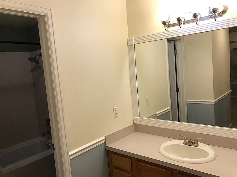 4545 Wheaton Dr #G220 — Photo 1