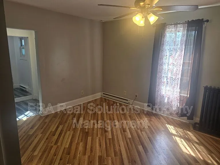 1370 East Ave — Photo 11