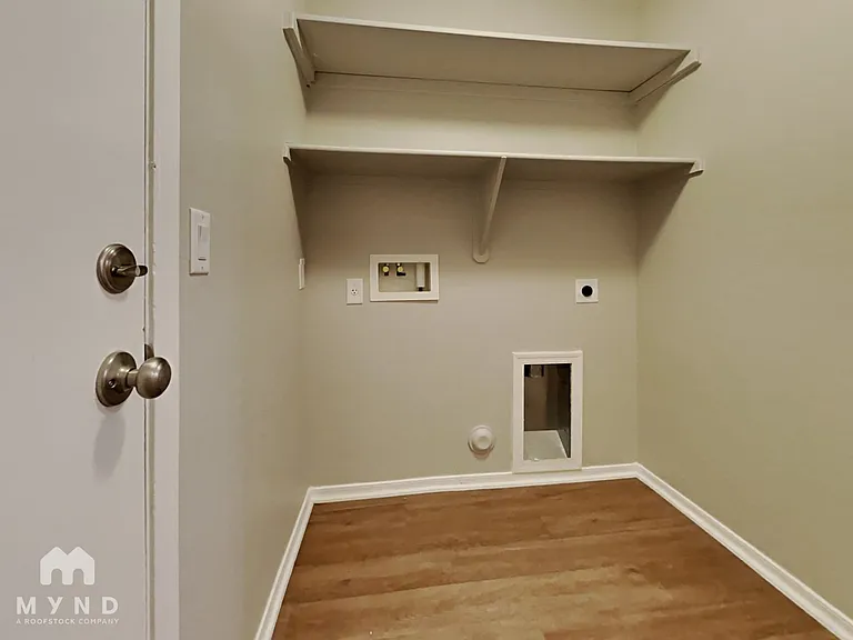 1423 E Poncho Ln — Photo 18