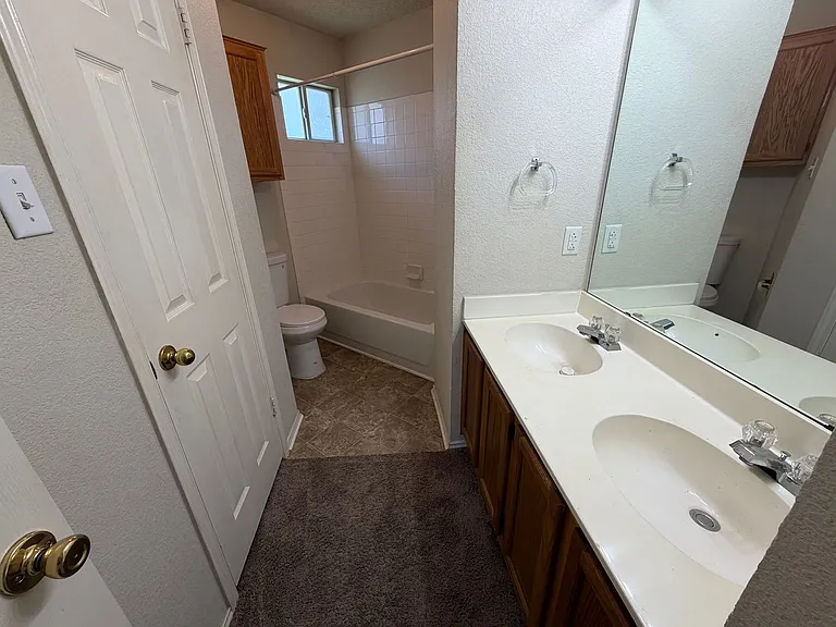 2213 Schwald Rd — Photo 12