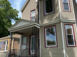 3655 N Kimball Ave #G, Chicago, IL 60618