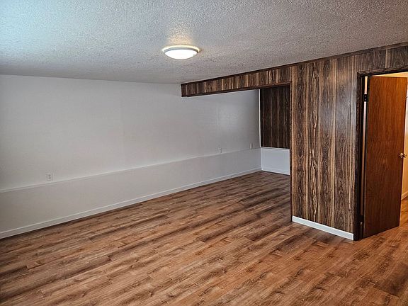 5th image of 216 SE Buff St