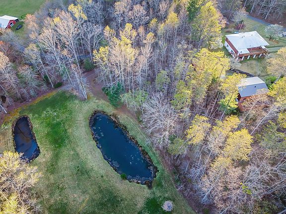 3rd image of 2669 Weaver Creek Rd
