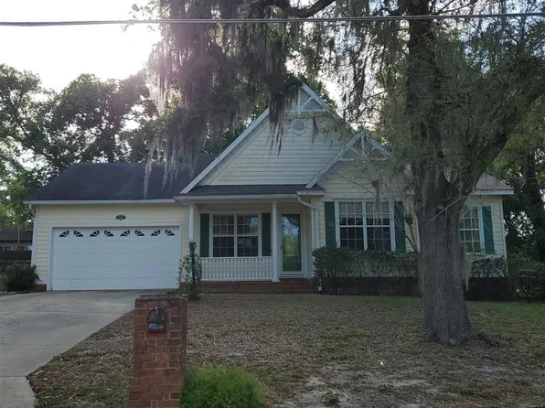 1311 Hilltop Dr, Mount Dora, FL 32757