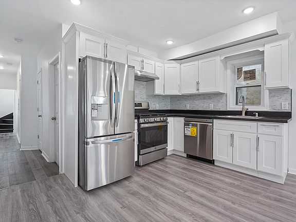 2nd image of 26 Olean Ave Floor 1
