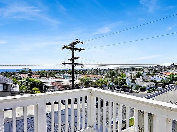 4th image of 33861 Alcazar Dr APT A