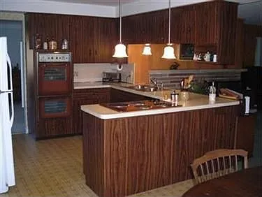 10500 Laurel Ln photo 1