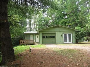 53 Tulip Tree Ln, Waynesville, NC 28785