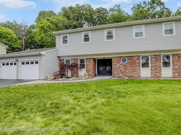 20 Regina Road, Morganville, NJ 07751