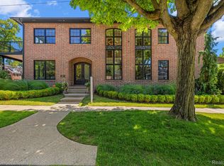 850 Greenwood St, Birmingham, MI