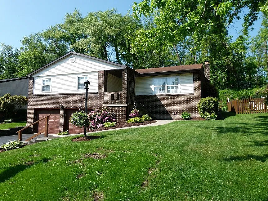 109 Firwood Dr photo 1