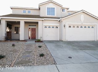 8204 Wooded Brook Dr, Elk Grove, CA 95758
