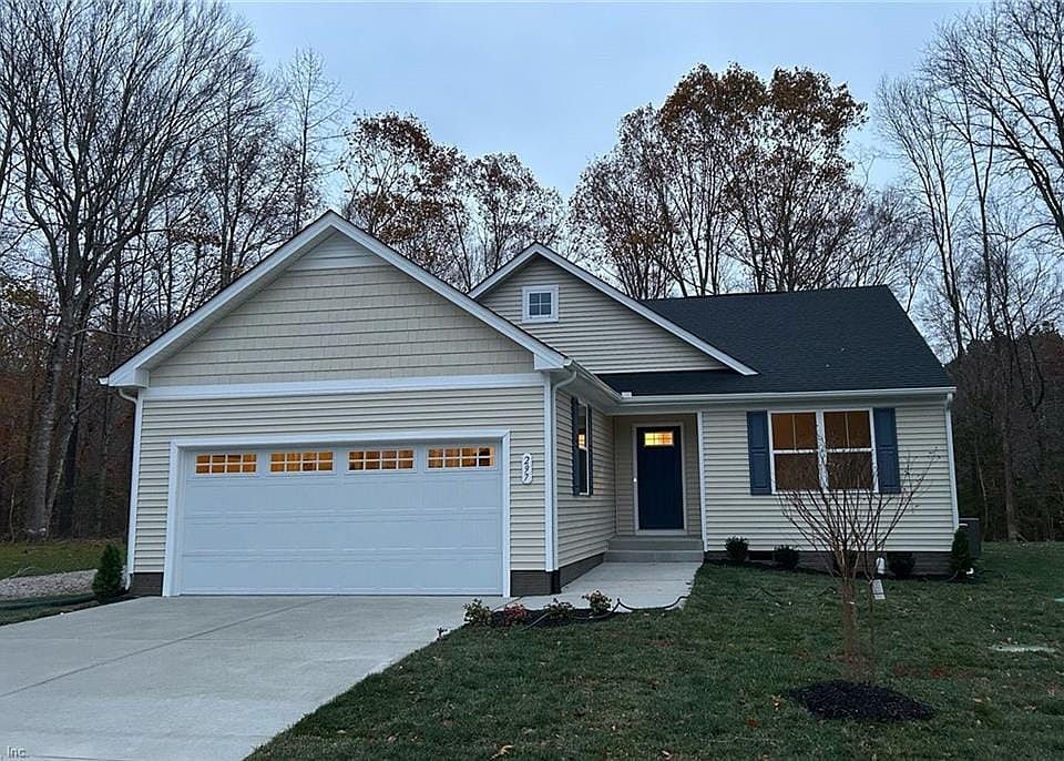 1st image of 297 Highgate Dr