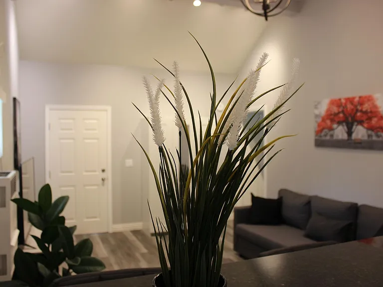 1414 Roscomare Rd #1 — Photo 9