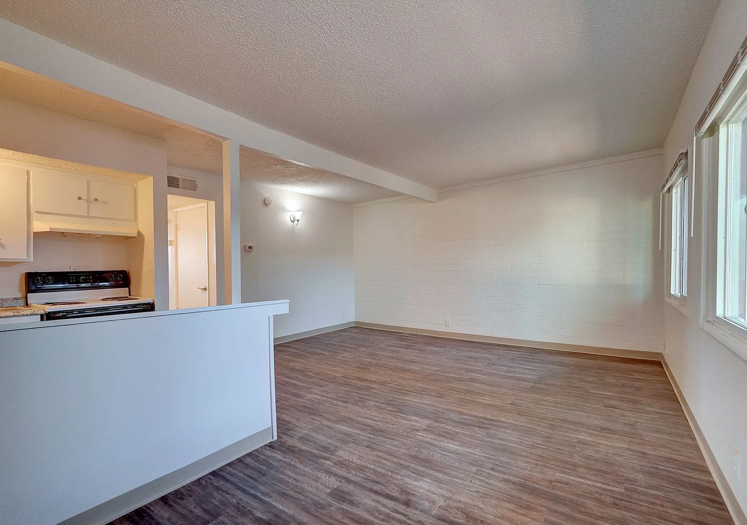 Olive Tree Apartments — Photo 3