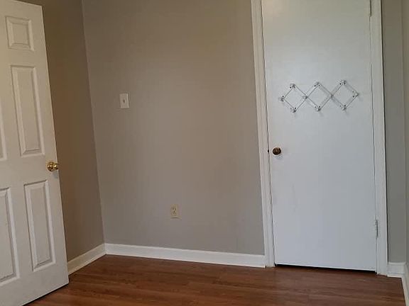 3rd image of 1180 Saint Patrice Ln
