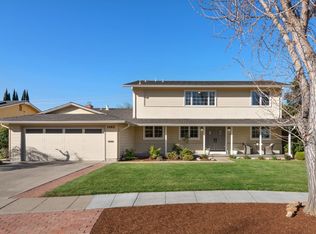 1465 Newfoundland Dr, Sunnyvale, CA 94087