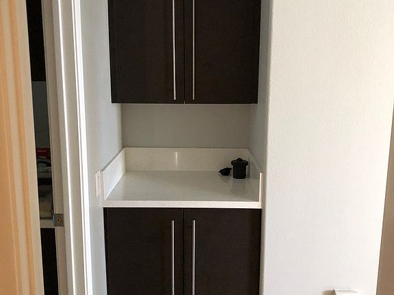 5th image of 1604 Saint Katherine Cir