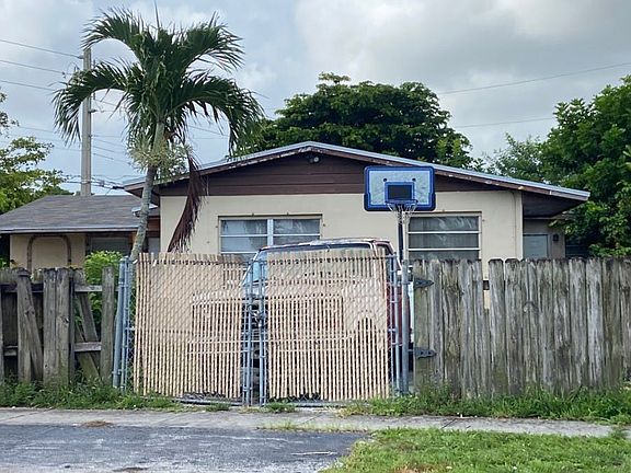 2nd image of 3400 NW 5th St