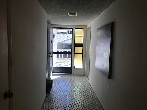 3rd image of 5097 Cribari Pl