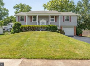 13311 Point Pleasant Dr, Fairfax, VA 22033