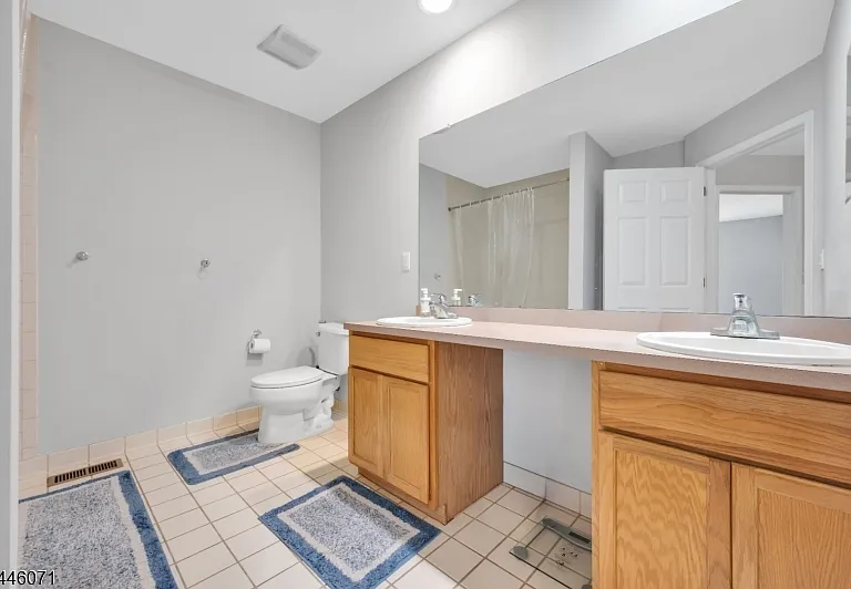 19 Gordon Cir — Photo 17