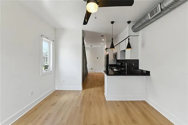 600 S Cortez St — Photo 3