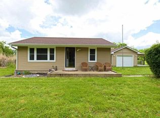 1320 Cedar Dr, Sedalia, MO 65301