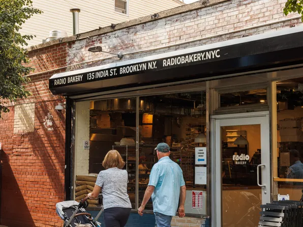 75 Dupont Street image 27 of 31