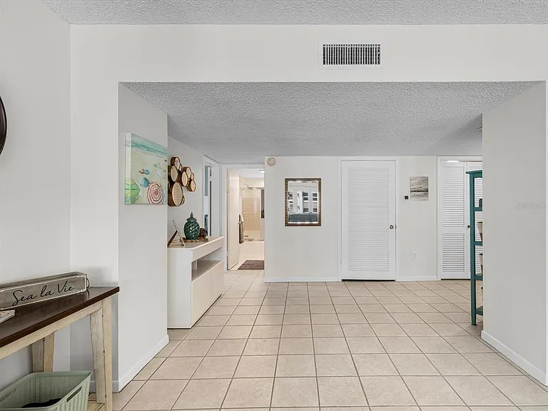 17400 Gulf Blvd #J7 — Photo 18