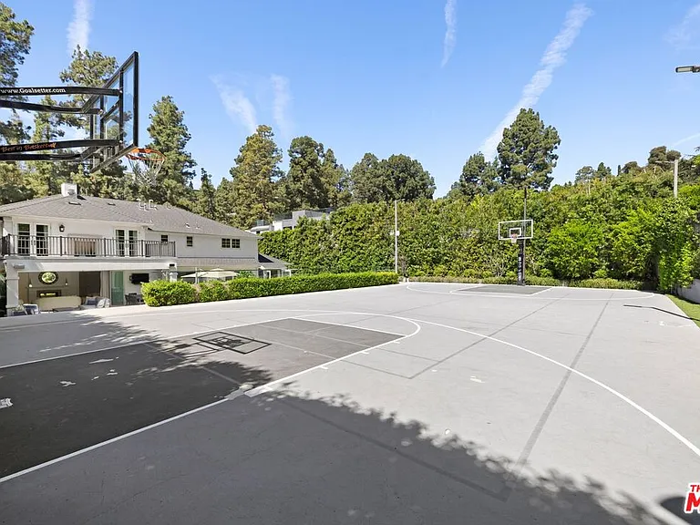 1214 Coldwater Canyon Dr — Photo 12
