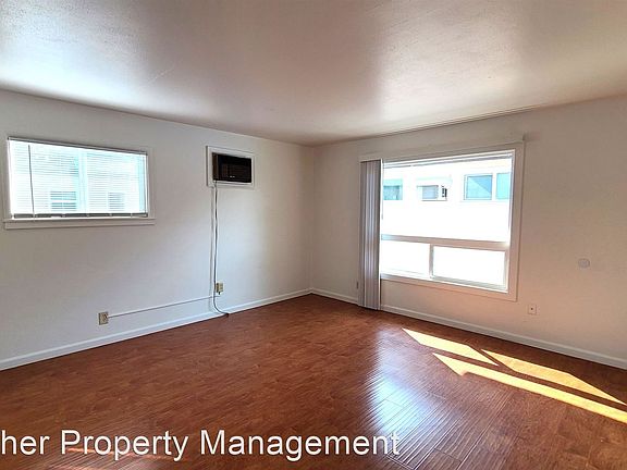 4th image of 1012 1/2 W 8th Ave APT 1