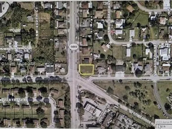 21995 SW 112th Ave, Miami, FL 33170