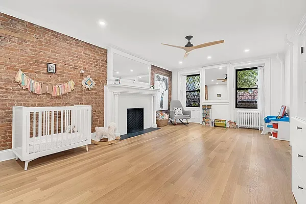 Rented by Douglas Elliman | media 17