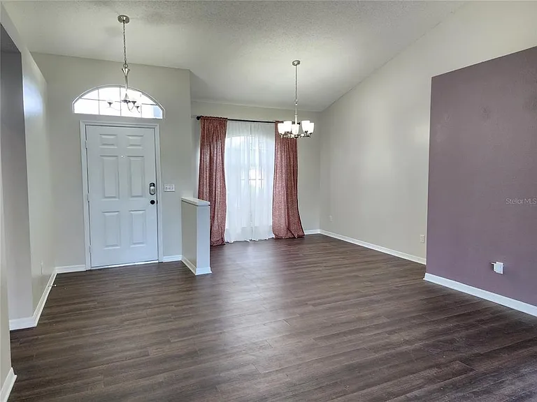 13404 Ironton Dr — Photo 2