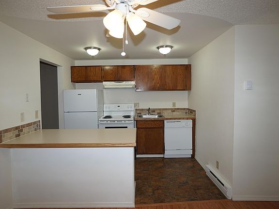 2nd image of 1810 NE 104th St #E-11