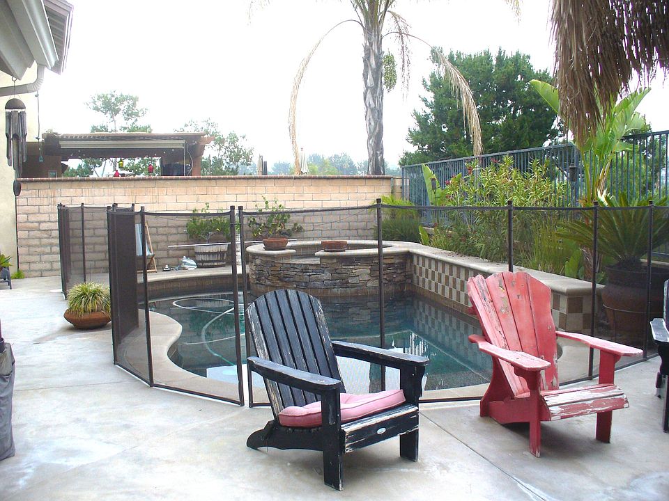 fabulous pool and spa