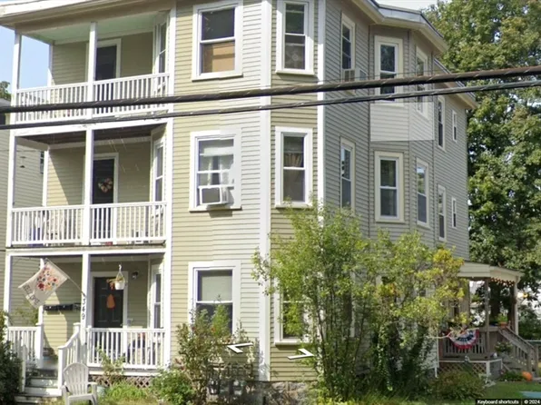 349 North Ave, Rockland, MA 02370