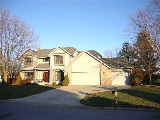 1st image of 1905 Foxmoor Ln