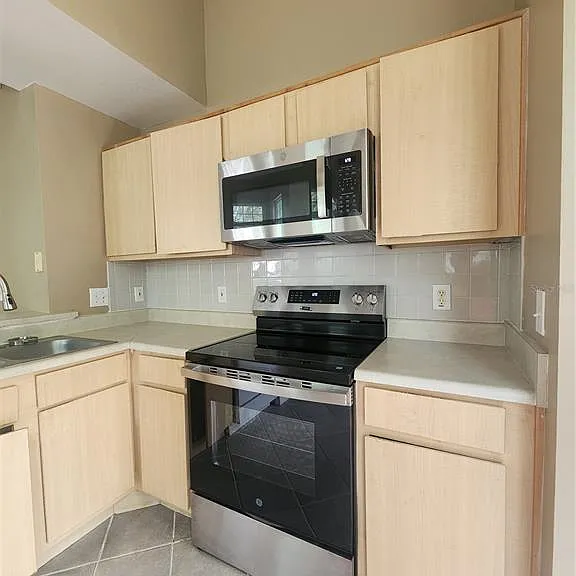 1101 Vintage Village Ln #108 — Photo 9