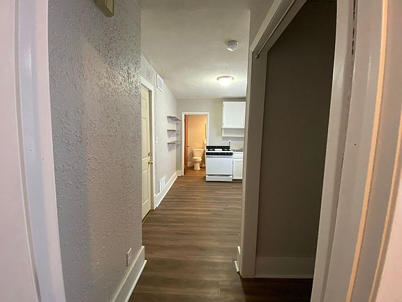 5th image of 300 Belgrade Ave #5A