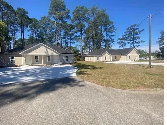 3rd image of 2308 Mimosa Dr