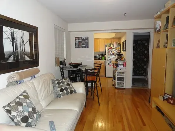 2311 37th St #2F, Astoria, NY 11105