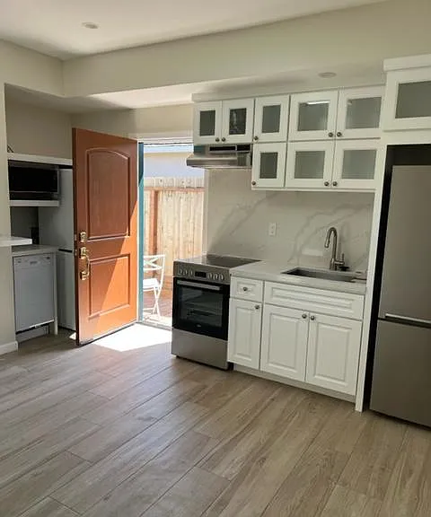 2741A Emerson St — Photo 5