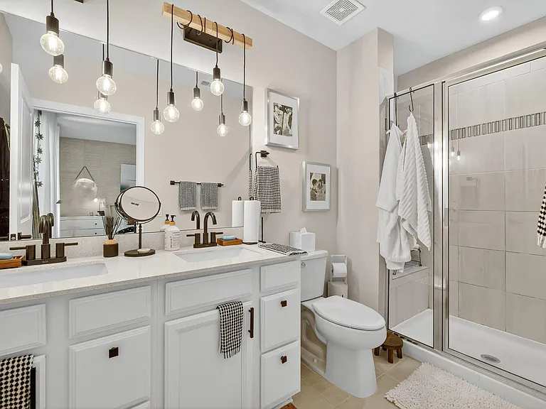 3518 Carriage Pointe Cir — Photo 22