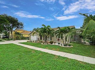 1306 NW 2nd Cir, Boca Raton, FL 33432