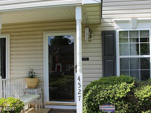 2nd image of 4527 Leighann Ln