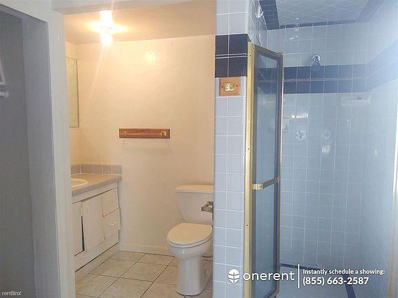 4th image of 588 Vasona Ave