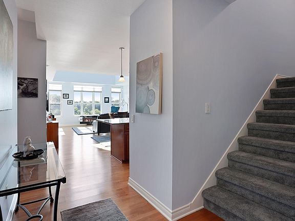 3rd image of 301 Clifton Ave APT 4J