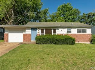 155 Lynn Meadows Ln, Florissant, MO 63033